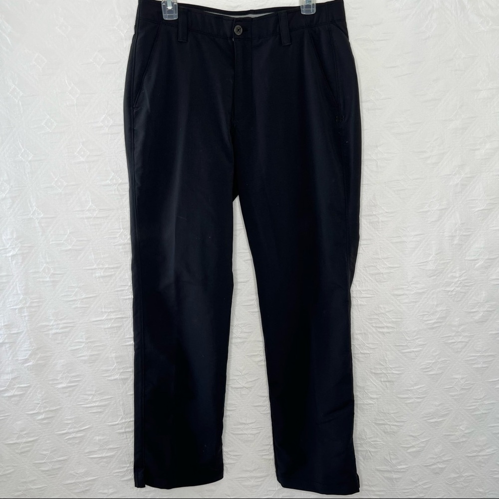 ! Under Armour navy loose fit casual pants.Size 32/30